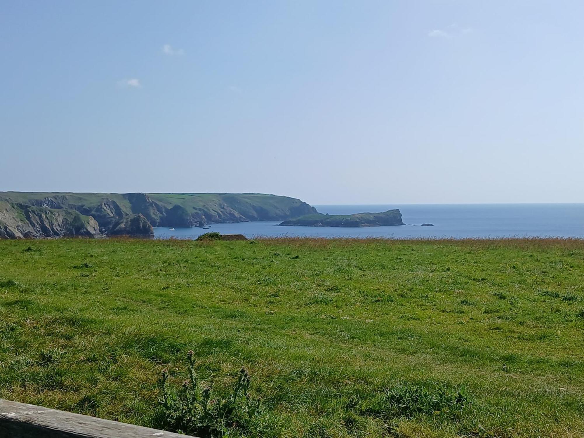 The Mounts Bay Inn Mullion Exterior foto